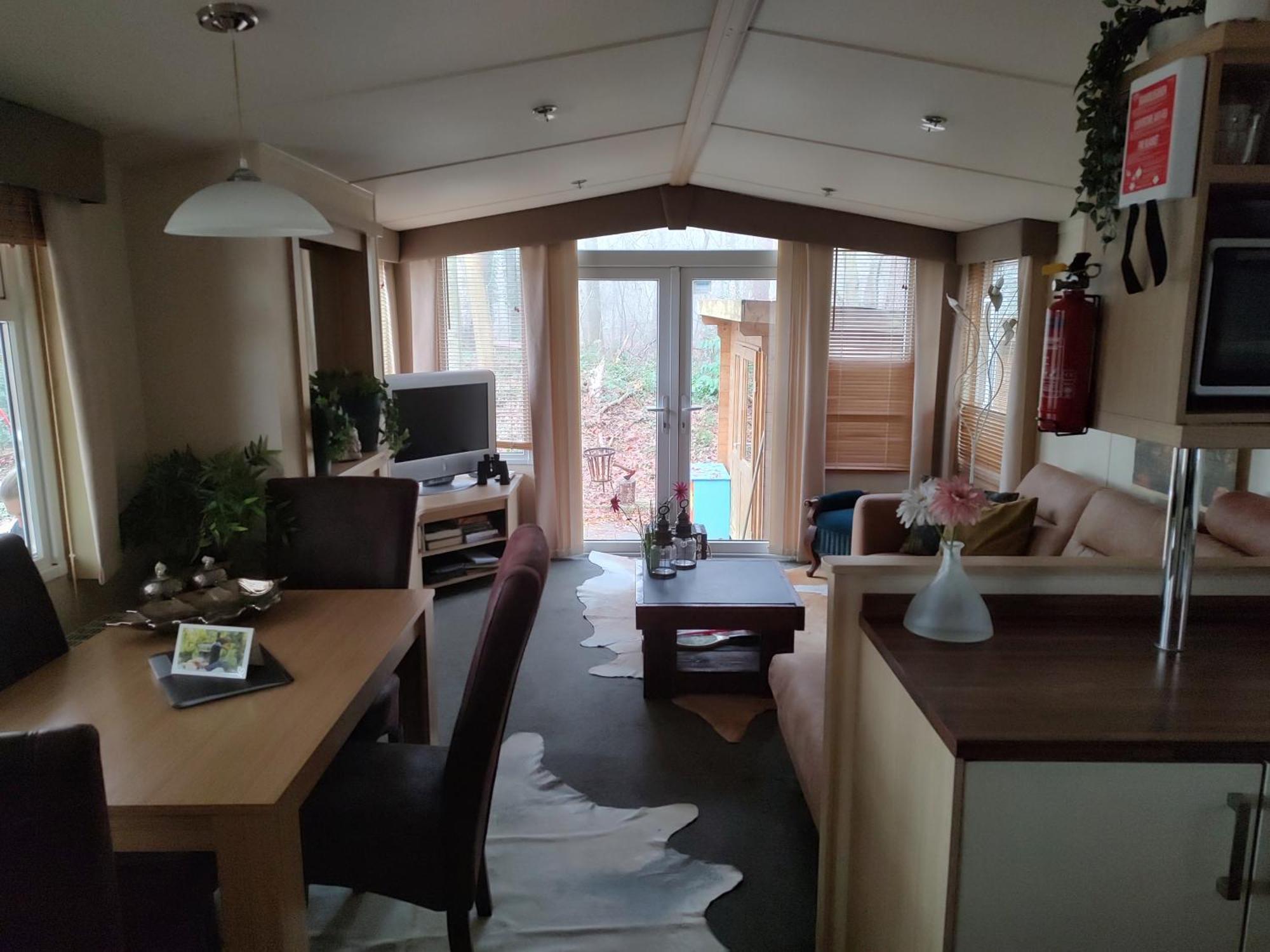 Chalet Met Veranda Aan Bosrand Vledder Eksteriør bilde